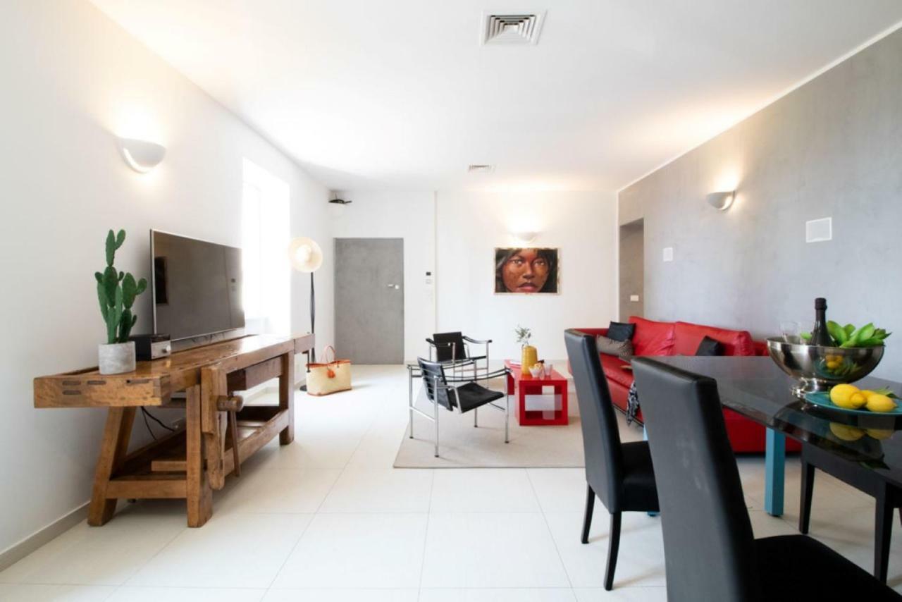 Casa Giulia - Apartment Beachfront With 2 Bedrooms, Air Conditioning And Private Parking, Just 30 Meters From The Beach Sestri Levante Exterior foto